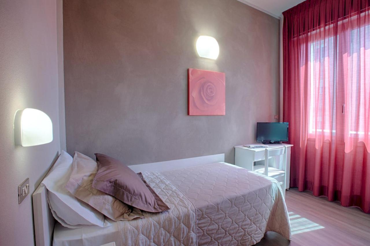 Hotel Columbia เบลลาเรีย-อีเจอา มารีนา ห้อง รูปภาพ
